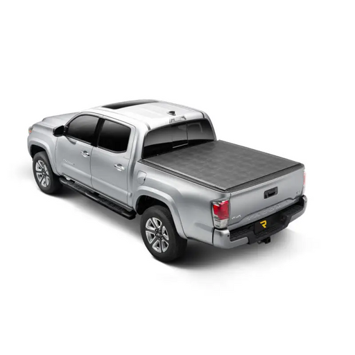 Truxedo Toyota Tacoma 5ft Sentry Bed Cover in vinyl fabric