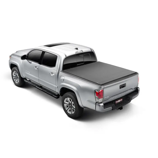 Close up of truck with Truxedo 16-20 Toyota Tacoma 5ft Sentry CT Bed Cover installed