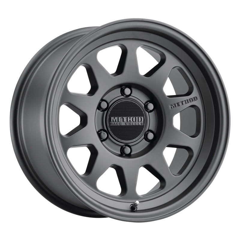 Method mr316 17x8 matte black wheel with rim