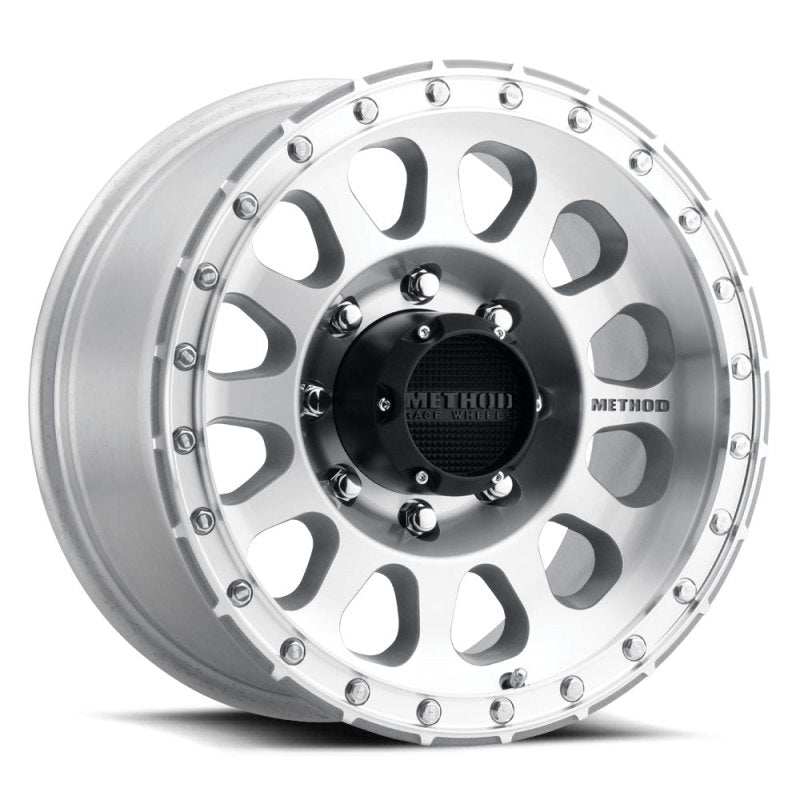 Method mr315 18x9 wheel close up