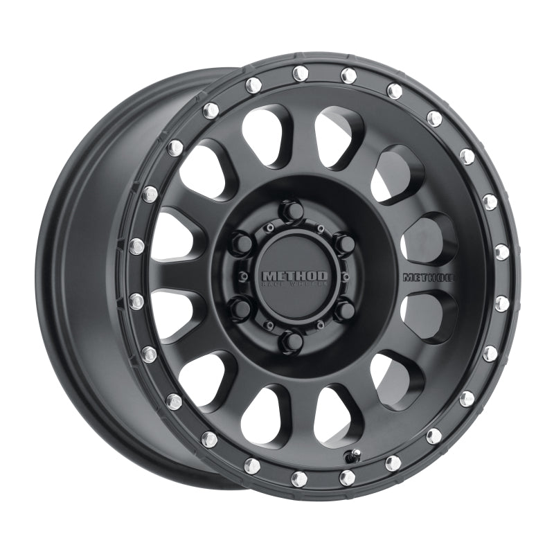 Method mr315 18x9 matte black wheel with rivets