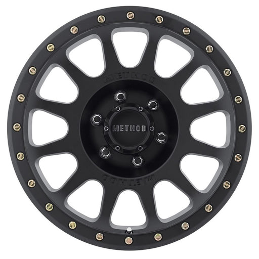 Black and gold fly fishing reel on method mr305 nv 18x9 wheel