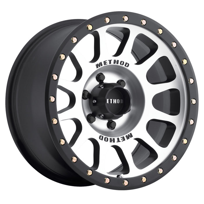 Method mr305 nv 16x8 black and white wheel with center hub