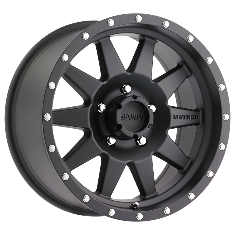 Method mr301 the standard 15x7 -6mm offset matte black wheel close up
