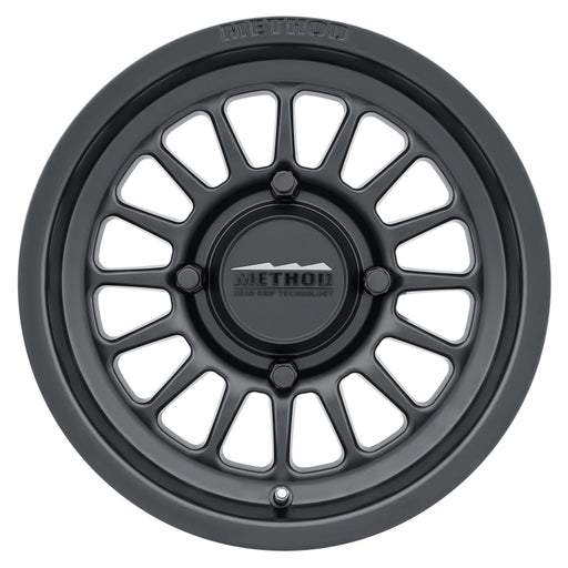 Method mr411 bead grip 15x7 matte black wheel close-up