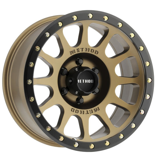 Method mr305 nv 18x9 black/gold wheel